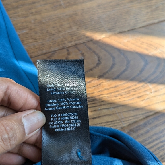 Aritzia Babaton Lionel Blue Tank Blouse Mesh Netting Shoulder Womens Sz M Sheer - Picture 6 of 8